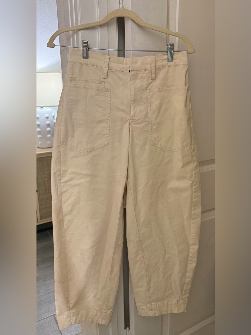 Ruti Cream Barrel Jeans - Picture 3 of 6